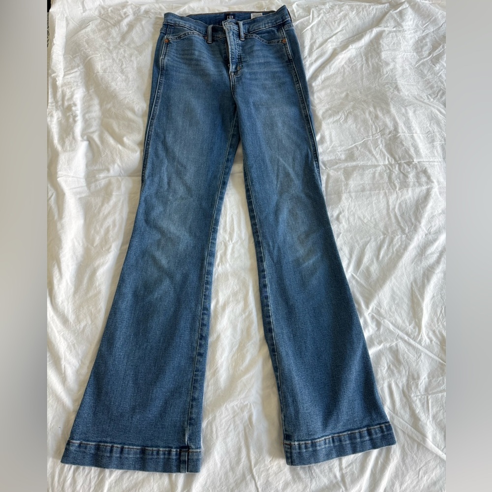 GAP Women's Flare Jeans in Blue